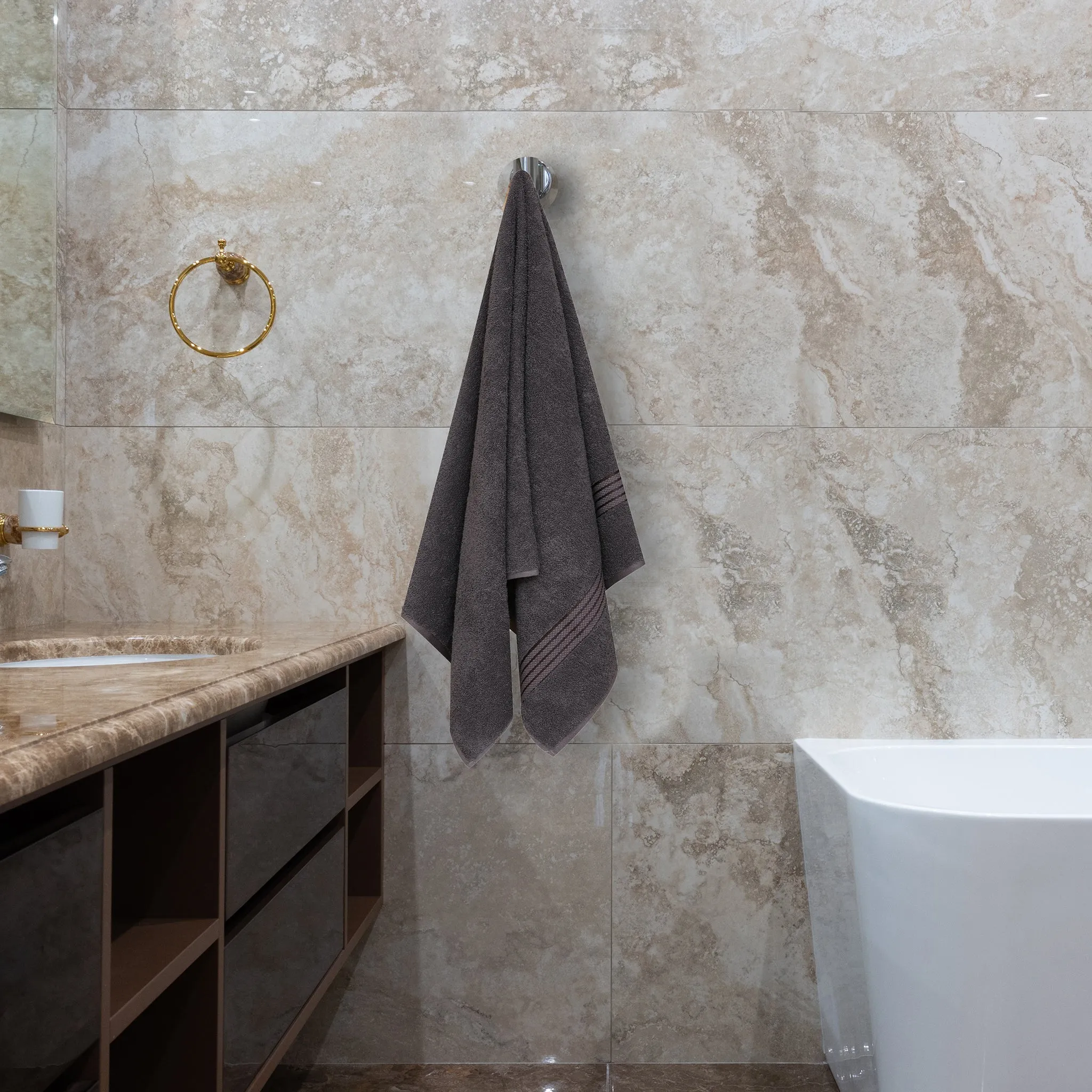 100% Cotton Bath Towel by Ruvanti - (27x54 Inch) - Grey