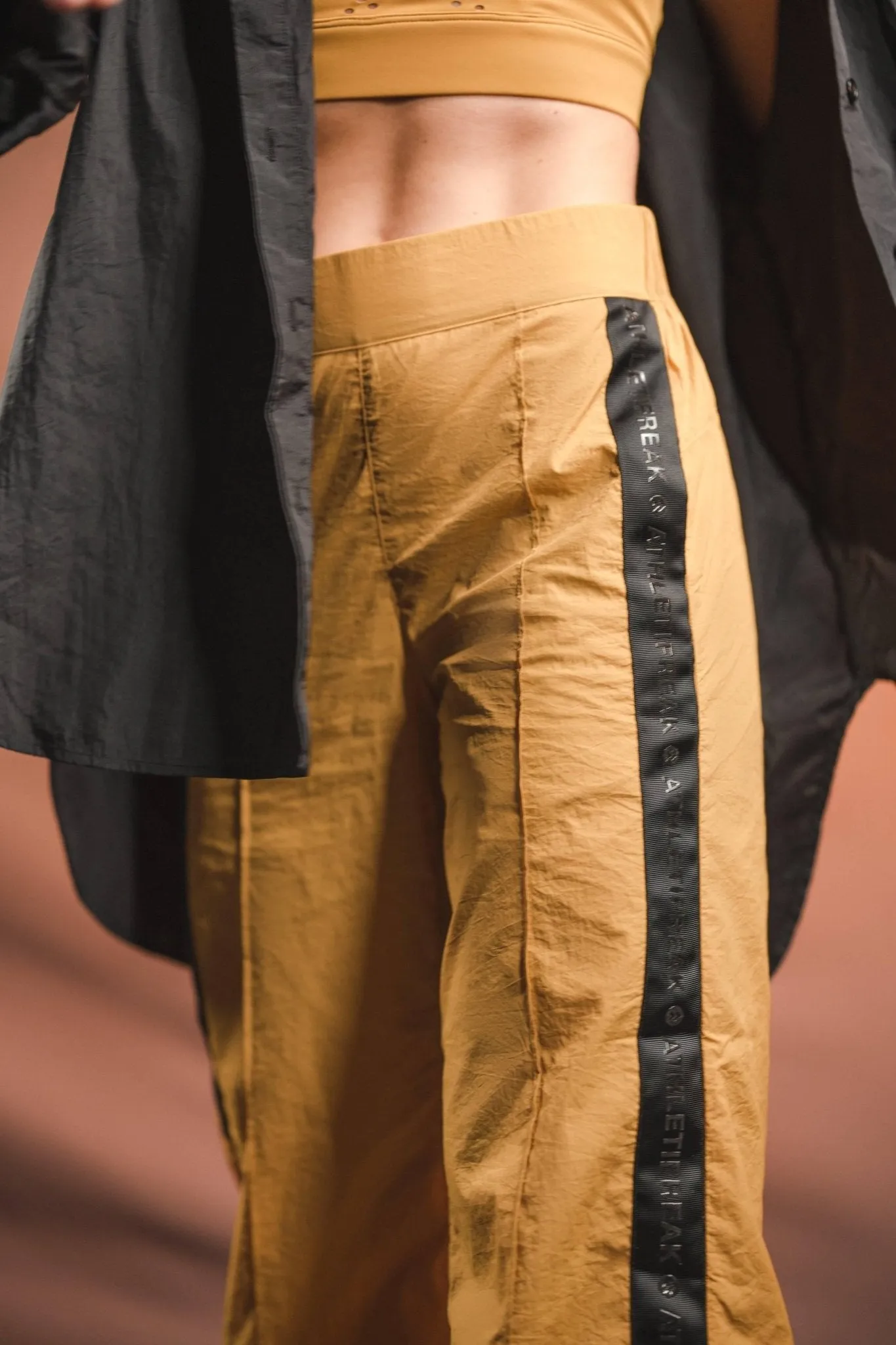 [AIRLITE] Off Duty Pants - Dawn