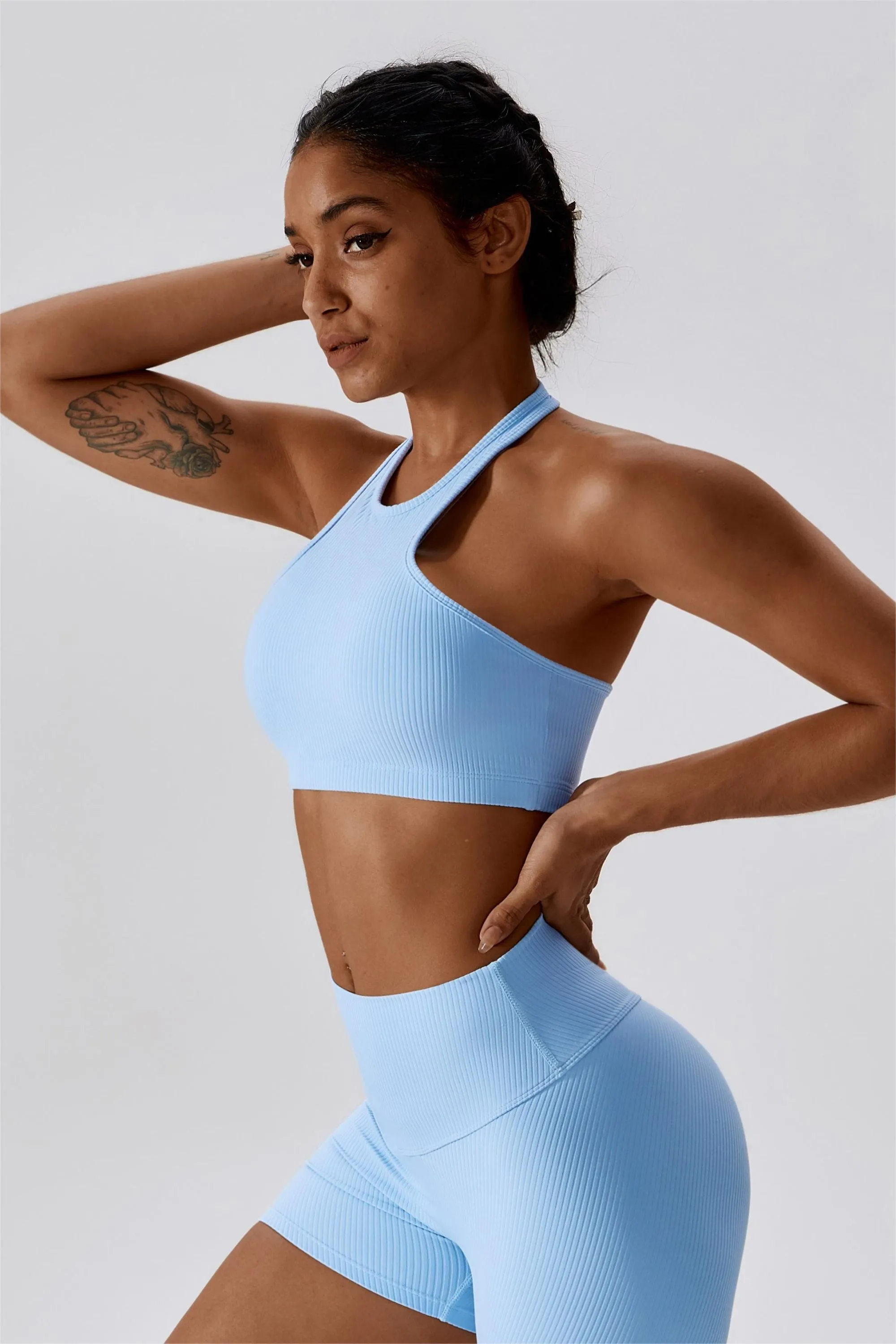 Halter Neck Backless Sports Bra