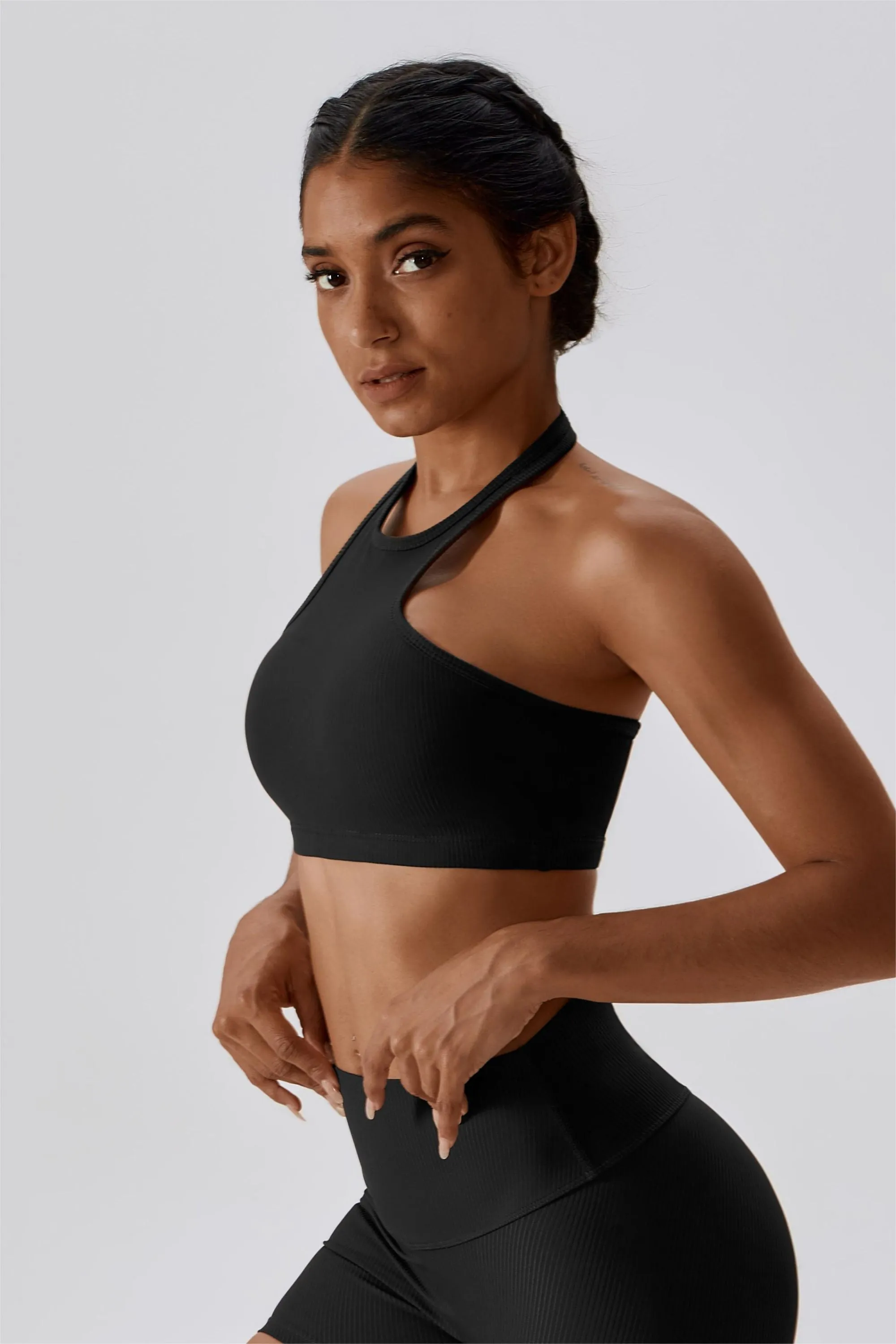 Halter Neck Backless Sports Bra