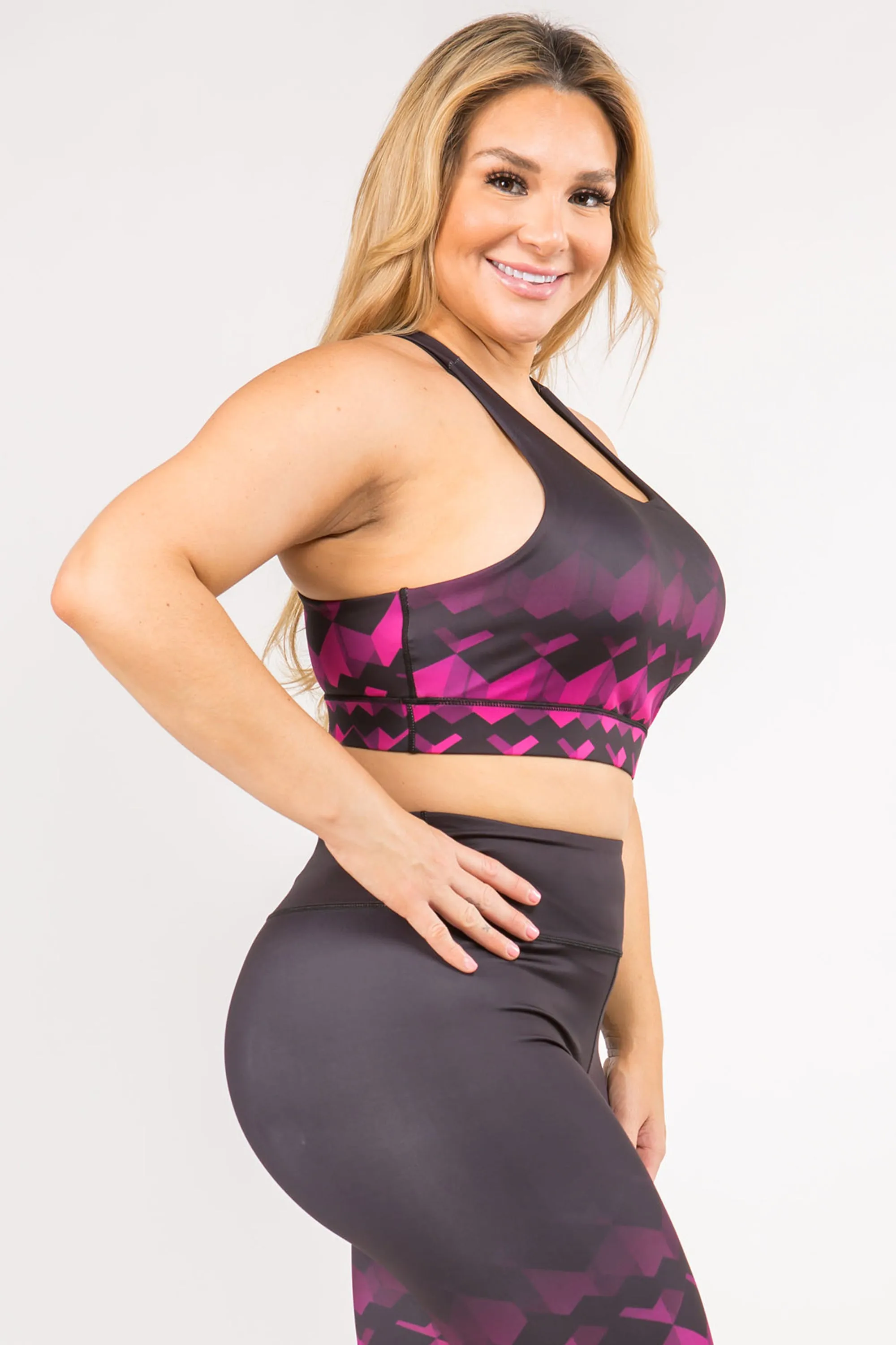Plus Size Falling for Diamonds Active Sports Bra
