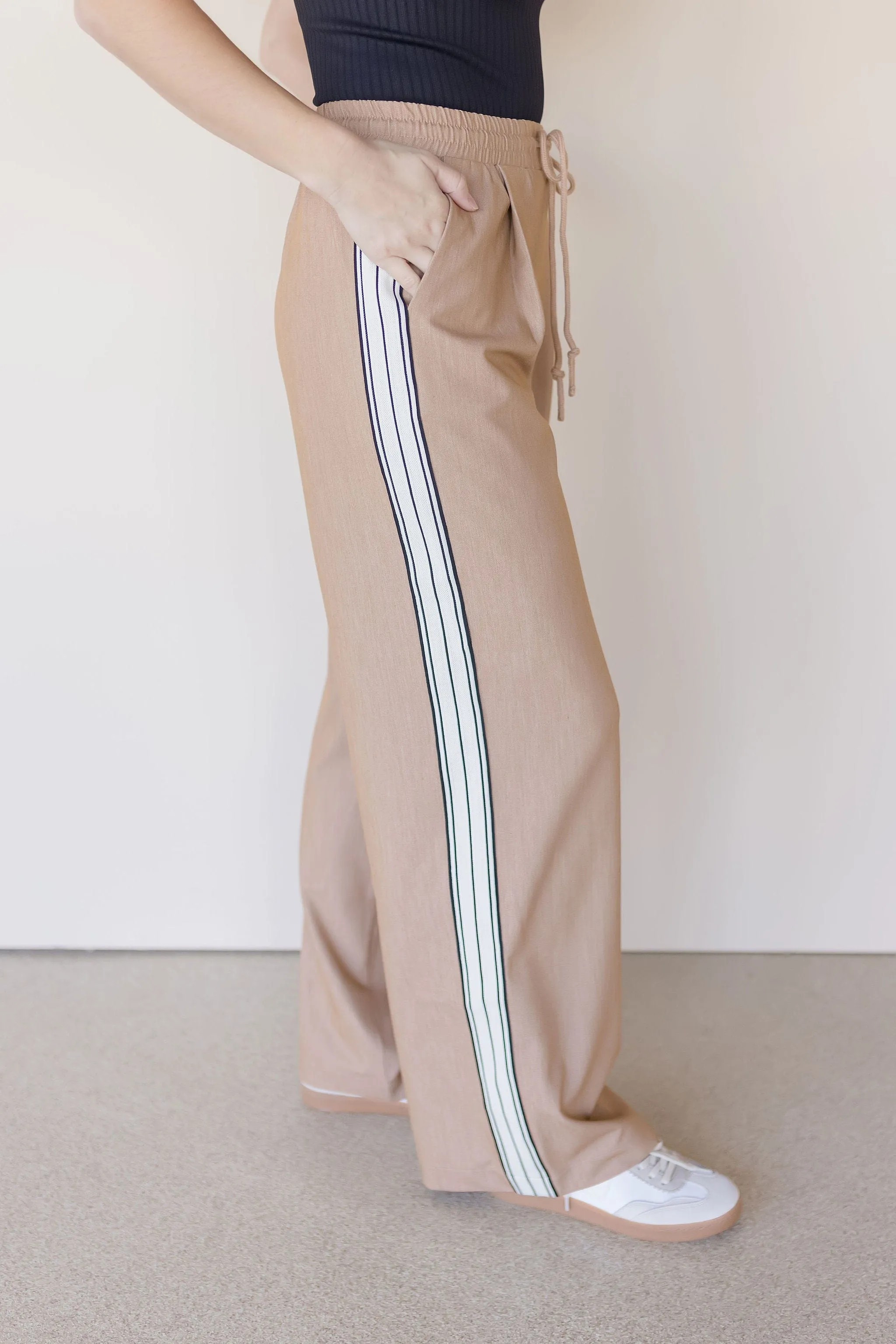Sporty Tencel Pull-On Pant
